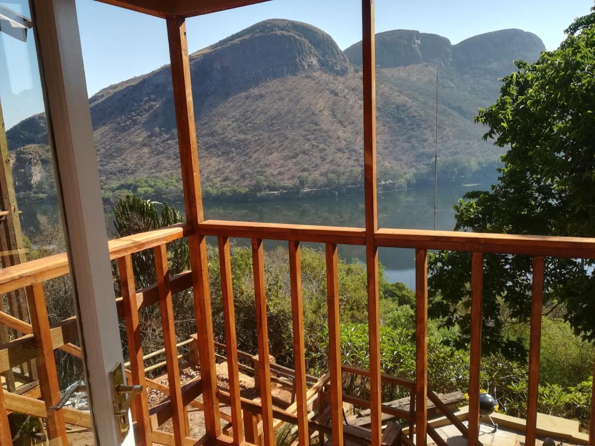 Bed and Breakfast Letamong à Hartbeespoort Extérieur photo