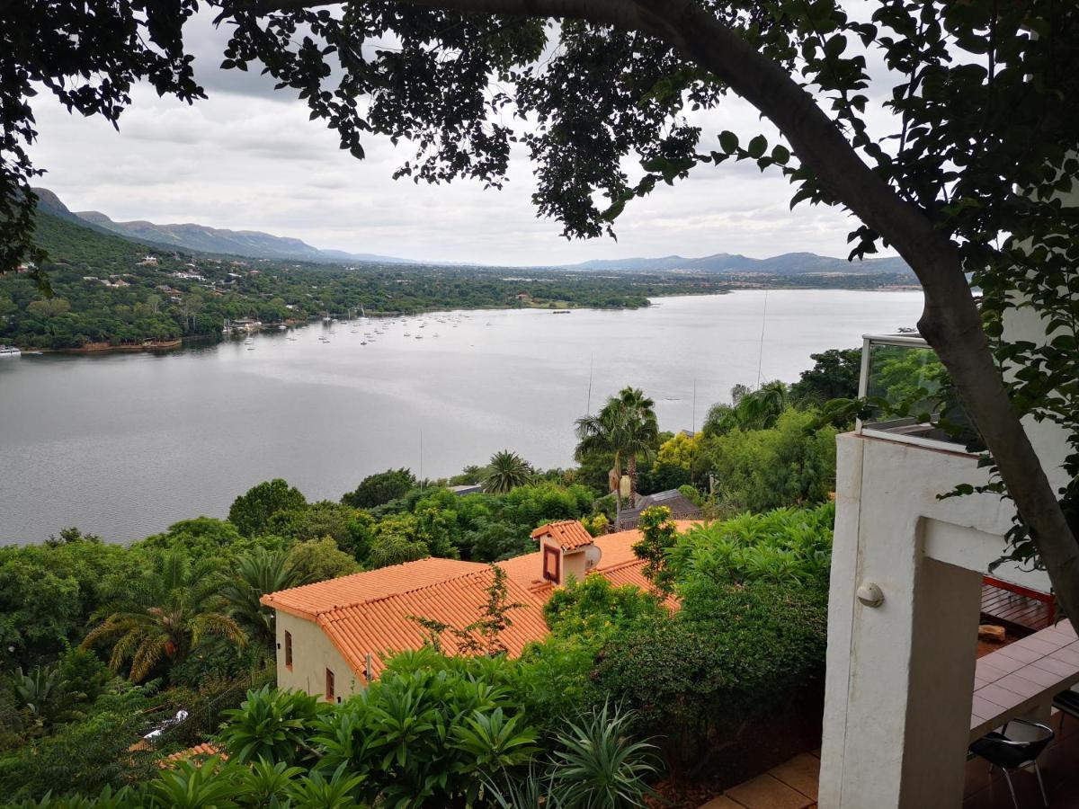 Bed and Breakfast Letamong à Hartbeespoort Extérieur photo